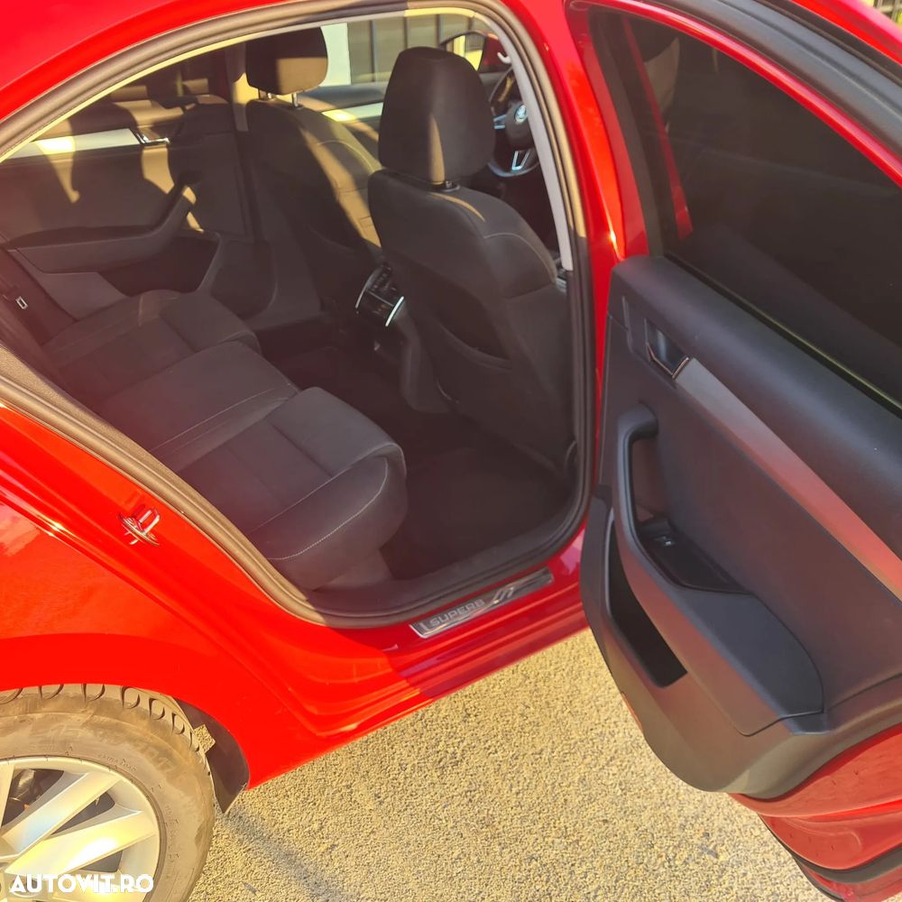 Skoda Superb 2.0 TDI DSG Ambition - 16