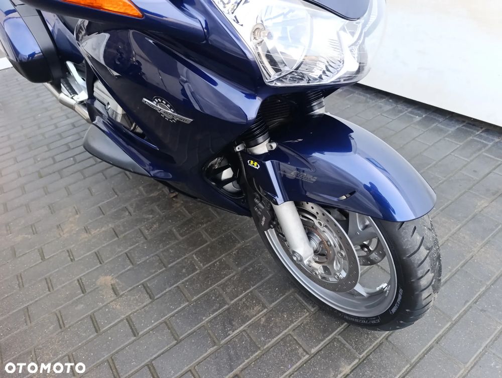 Honda ST - 36