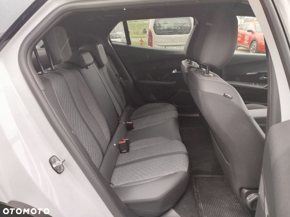 Peugeot 2008 - 16