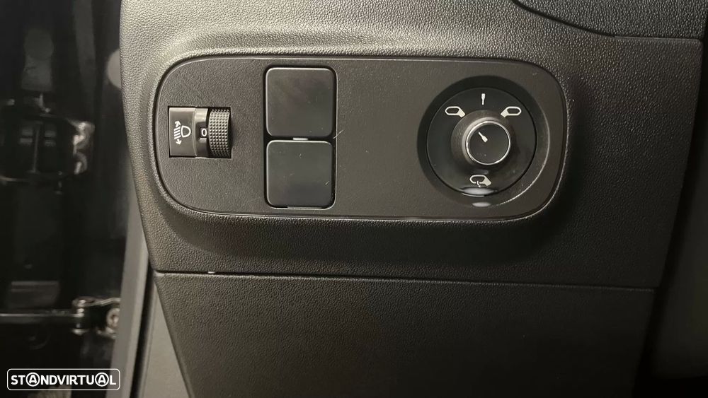 Citroën C3 1.2 PureTech Shine - 31