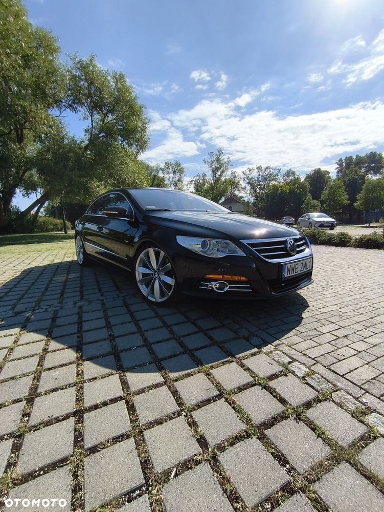 Volkswagen Passat CC - 1
