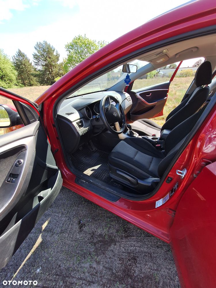 Hyundai i30 1.4 CRDi Trend - 3