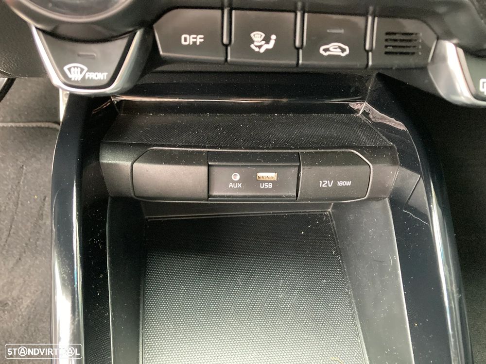 Kia Stonic 1.0 T-GDI DCT OPF Platinum Edition - 30