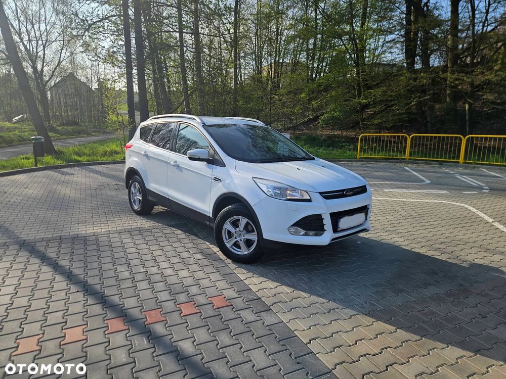 Ford Kuga 1.5 EcoBoost 2x4 Trend - 28