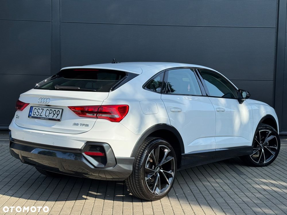 Audi Q3 35 TFSI S tronic - 4