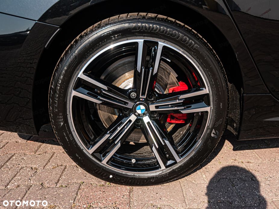 BMW Seria 3 330i xDrive M Sport - 33