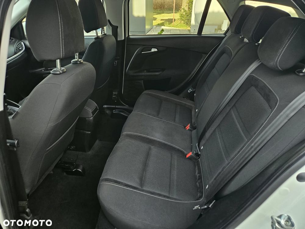 Fiat Tipo 1.4 T-Jet Business Line - 16