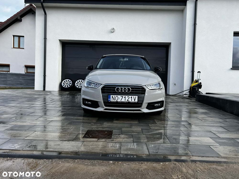 Audi A1 Sportback 1.0 TFSI ultra Design S tronic - 1