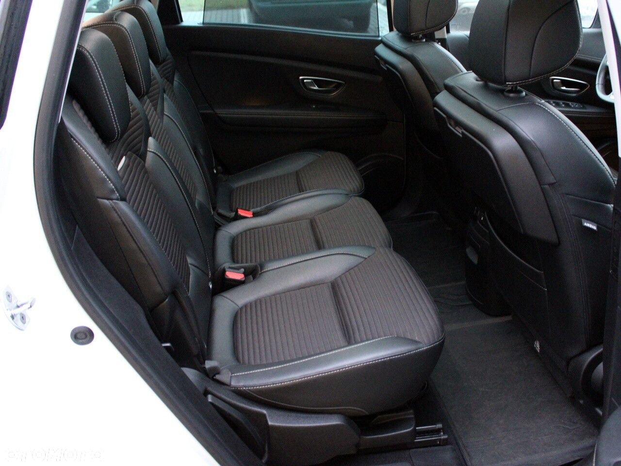 Renault Grand Scenic Gr 1.3 TCe Energy Intens - 16