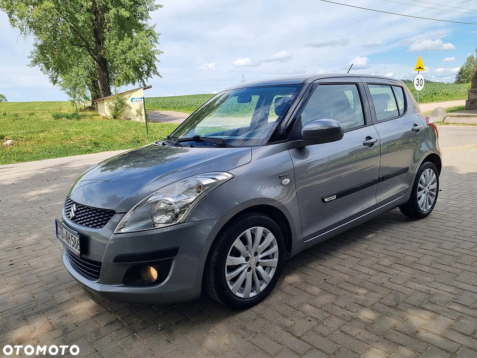 Suzuki Swift 1.3 DDiS GLX / Comfort - 2