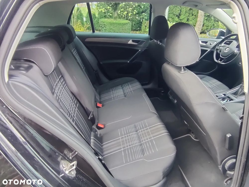 Volkswagen Golf 1.6 BlueTDI Comfortline - 13