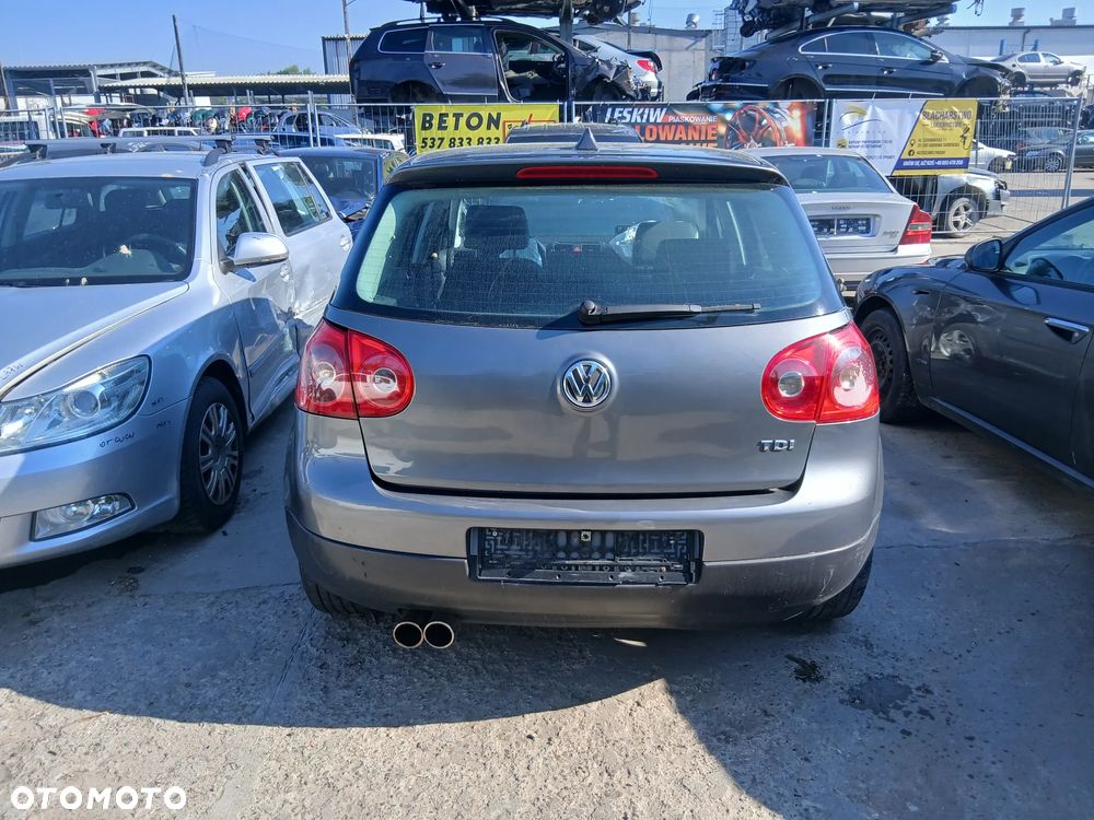 Volkswagen Golf V HB Klapa Bagażnika Tył Tylnia Kolor LA7T - 1