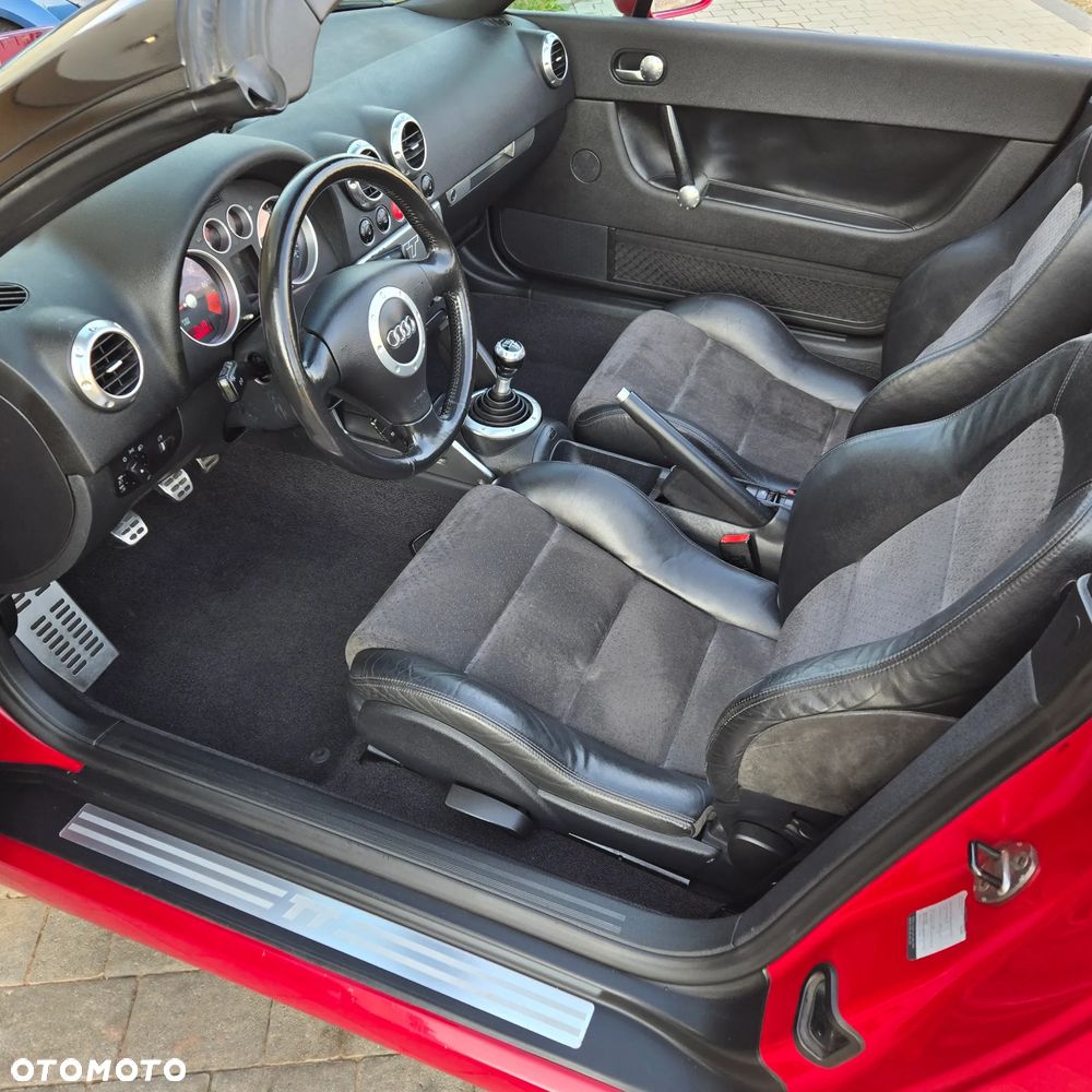 Audi TT Coupé - 34