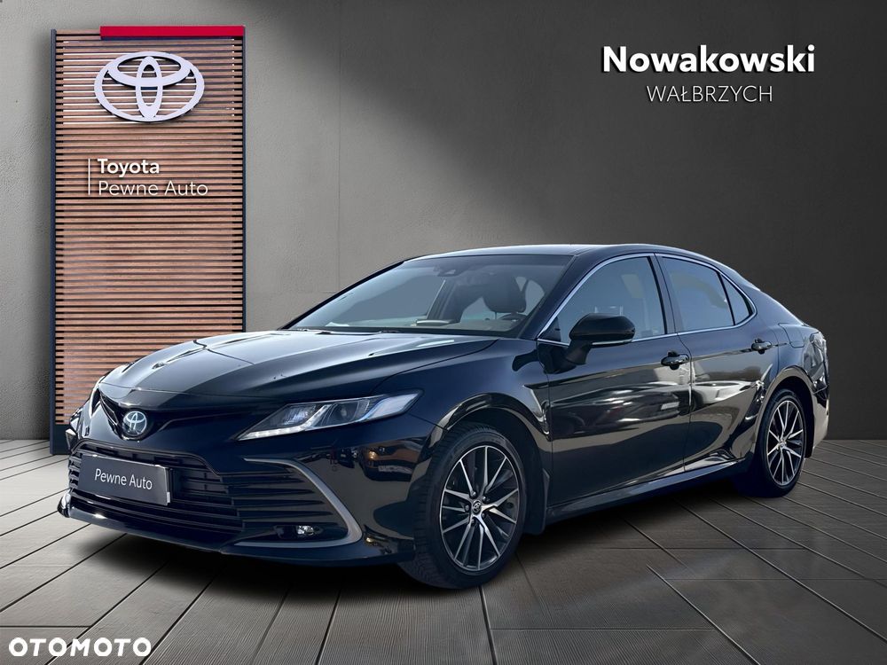 Toyota Camry 2.5 Hybrid Prestige CVT - 2