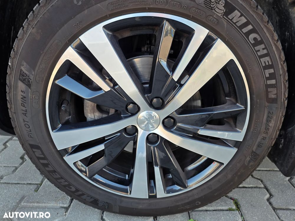 Peugeot 5008 1.6 Puretech Turbo s&s EAT8 GT-Line - 11