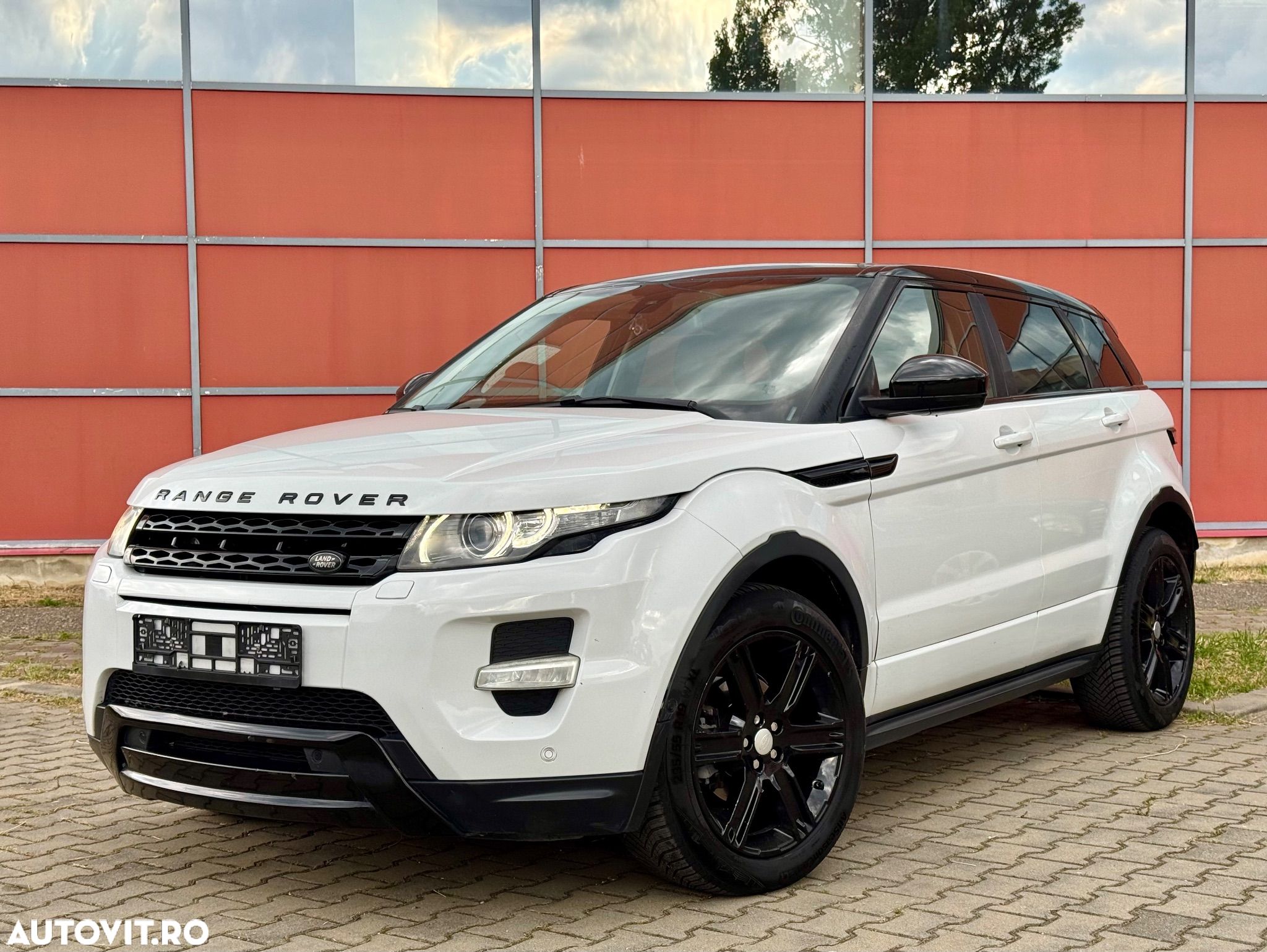 Land Rover Range Rover Evoque - 1