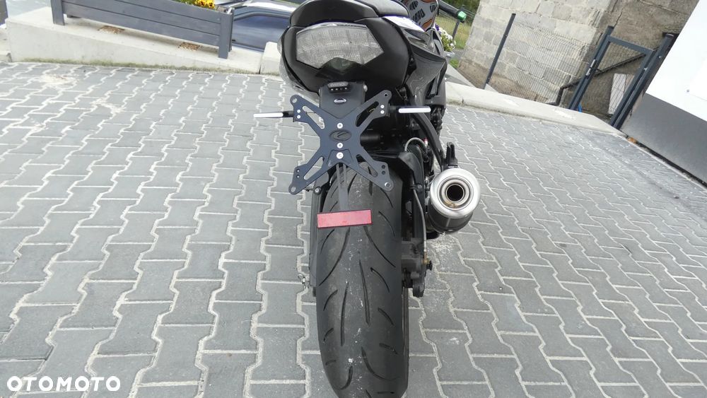 Kawasaki Ninja - 10