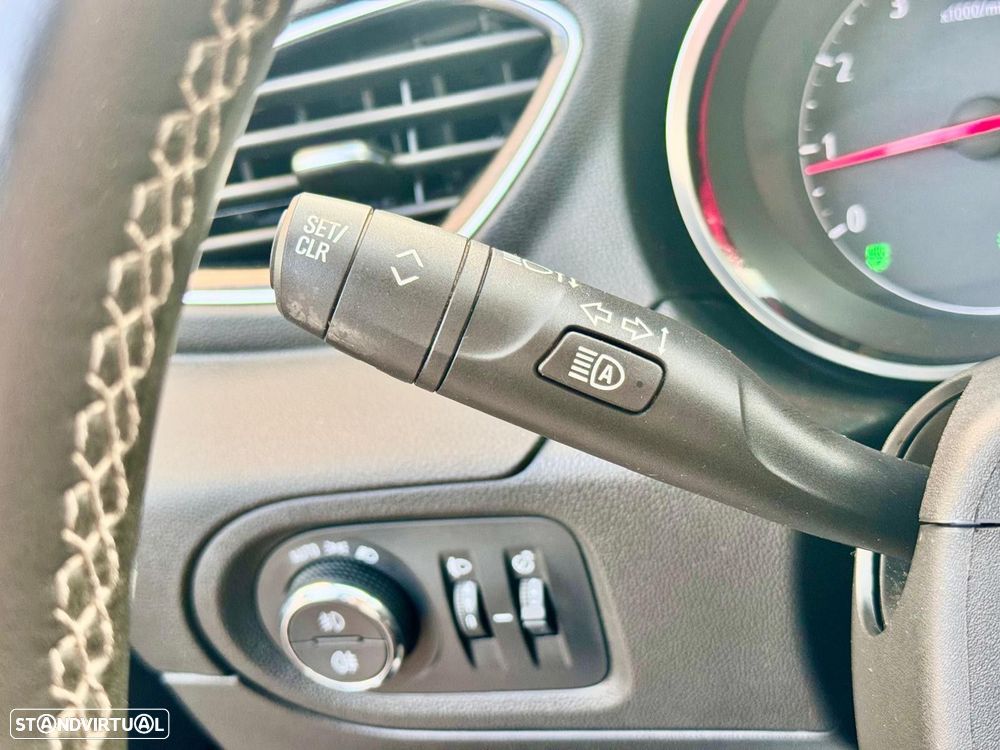 Opel Grandland X 1.2 T Business Edition - 16