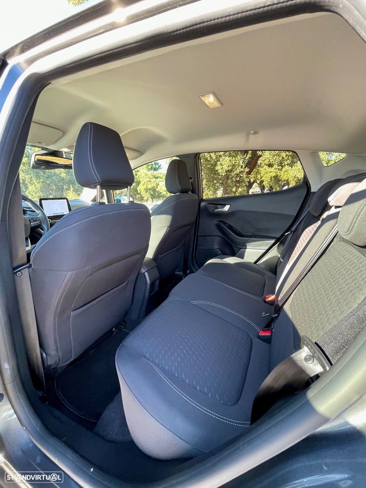 Ford Fiesta 1.0 EcoBoost S&S TITANIUM X - 30
