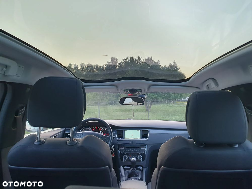 Peugeot 508 SW HDi FAP 140 Family - 11