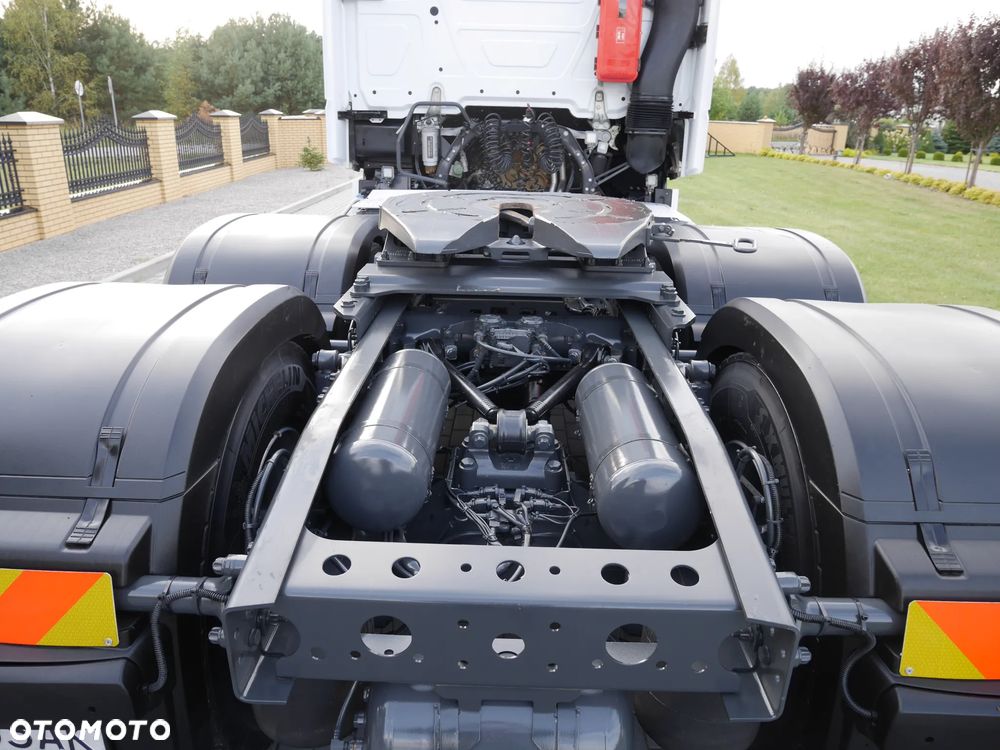 Mercedes-Benz ACTROS 3363/ 630KM/ GIGA SPACE / DMC 70 TON/ 6X4/ RETARDER/ STAN IDEALNY - 11