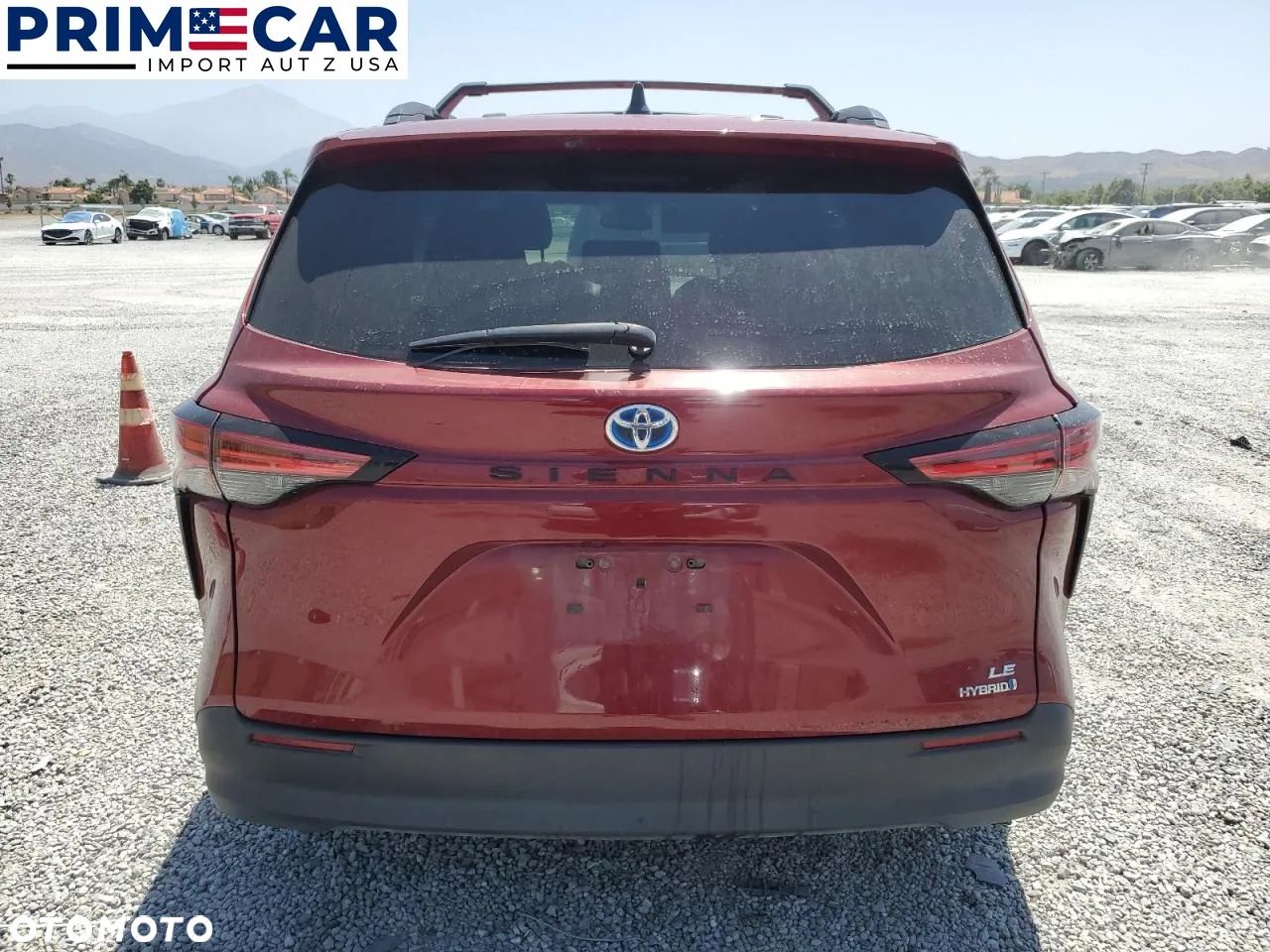 Toyota Sienna - 6