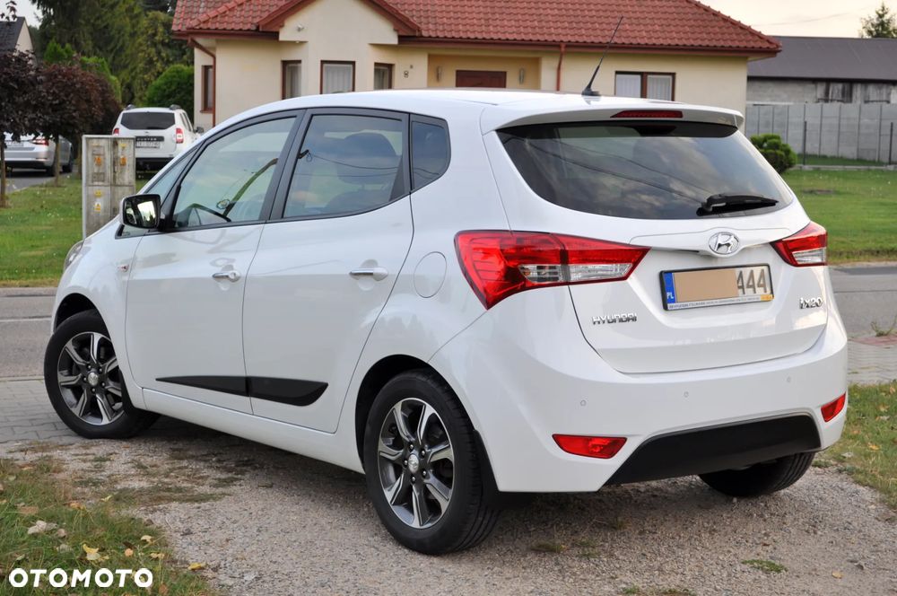 Hyundai ix20 1.6 Premium - 26