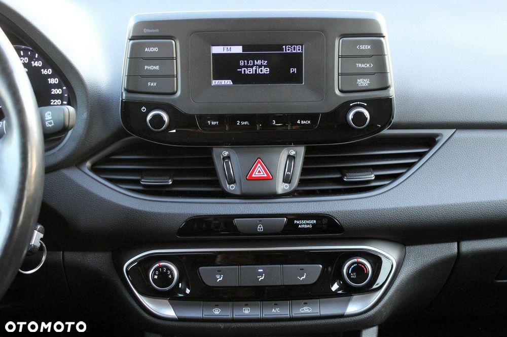 Hyundai i30 - 18
