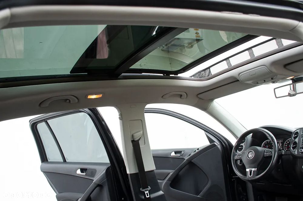 Volkswagen Tiguan 2.0 TSI 4Motion DSG Sport & Style - 38