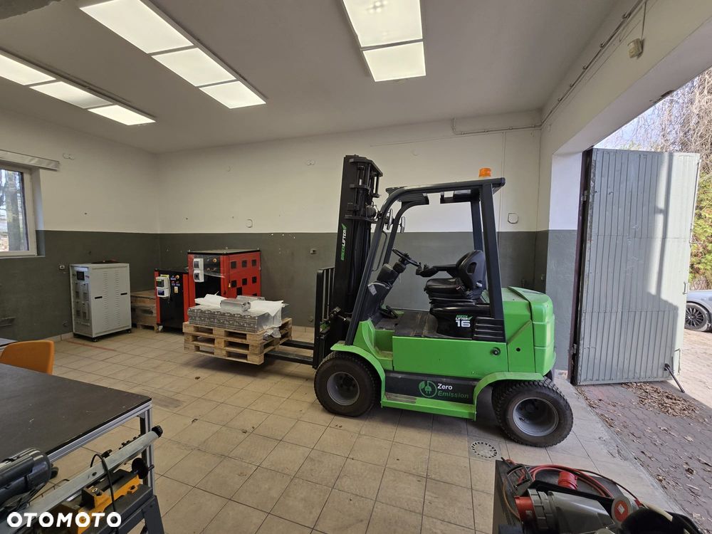 Toyota GreenLifter 1600 - 2