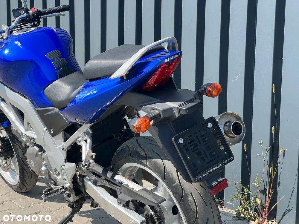 Suzuki SV - 7