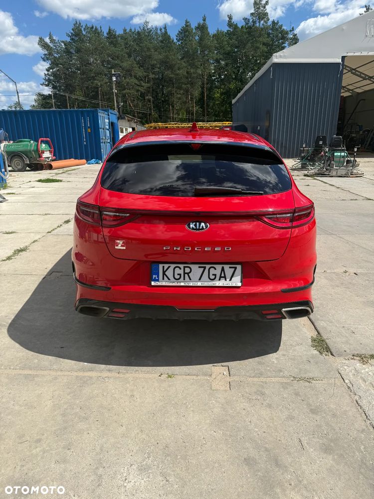 Kia ProCeed - 4