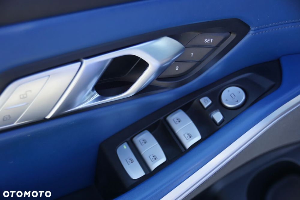 BMW Seria 3 330i xDrive M Sport sport - 29