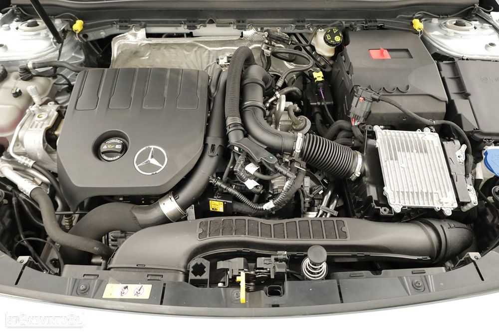 Mercedes-Benz A 200 Standard - 25