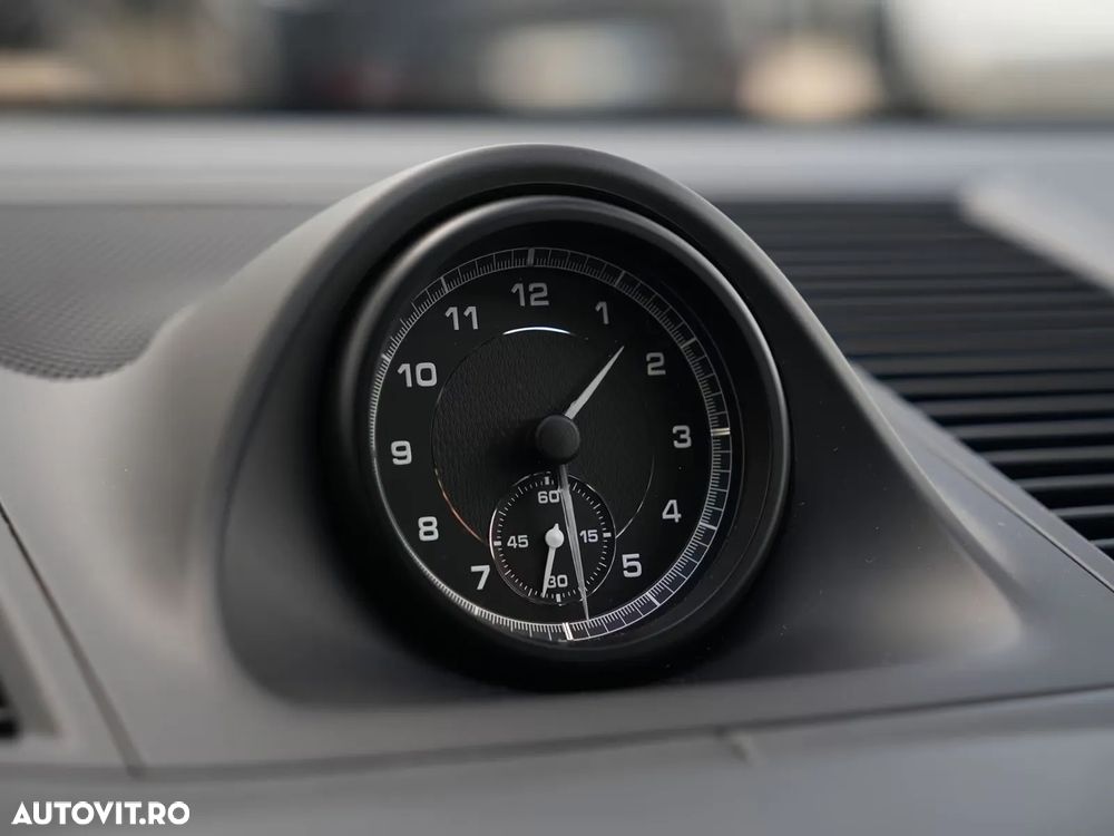 Porsche Macan S - 39