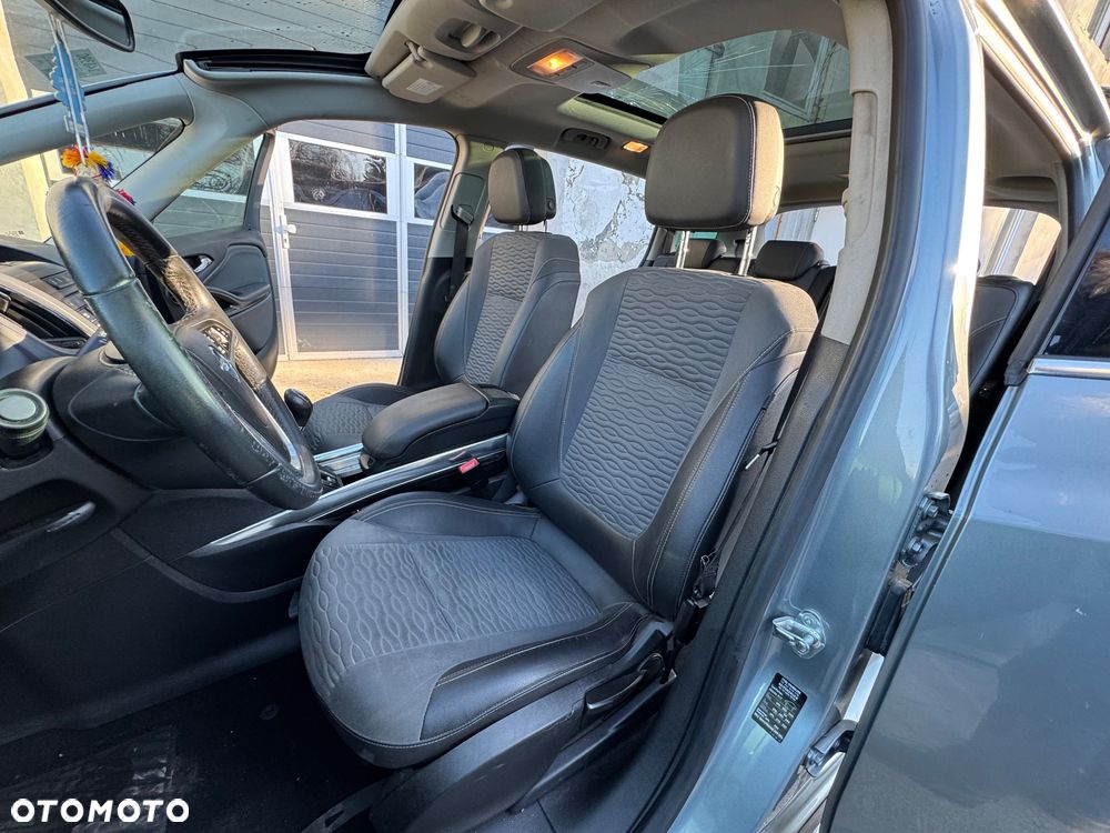 Opel Zafira - 14