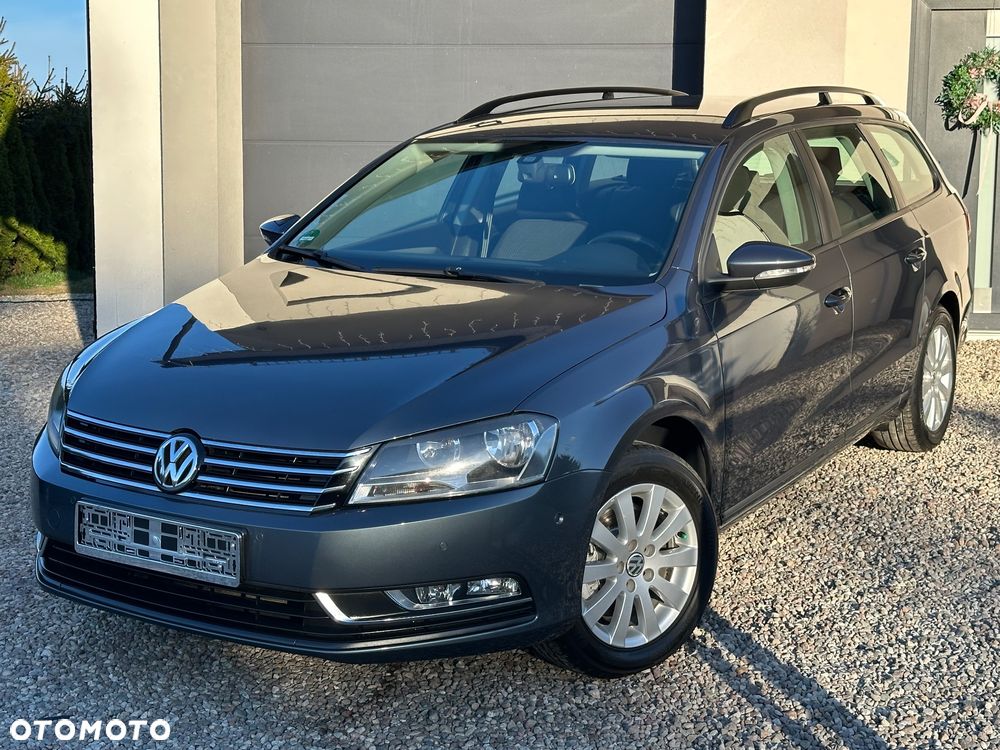Volkswagen Passat - 4