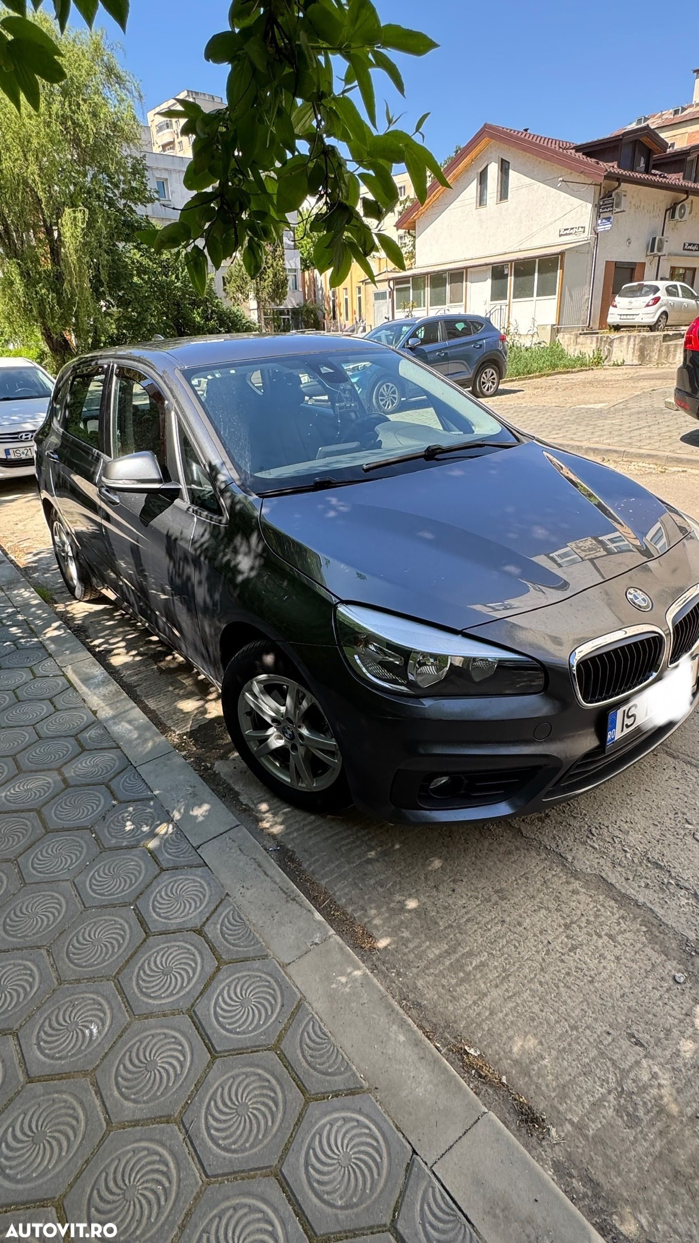 BMW Seria 2 216d Standard - 1