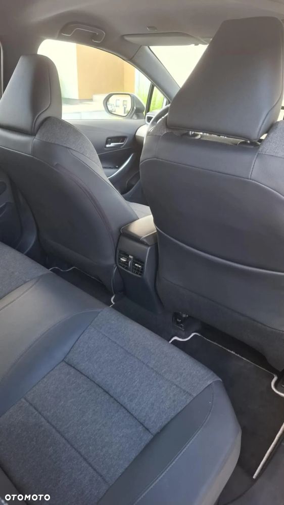 Toyota Corolla 1.8 Hybrid Style - 5