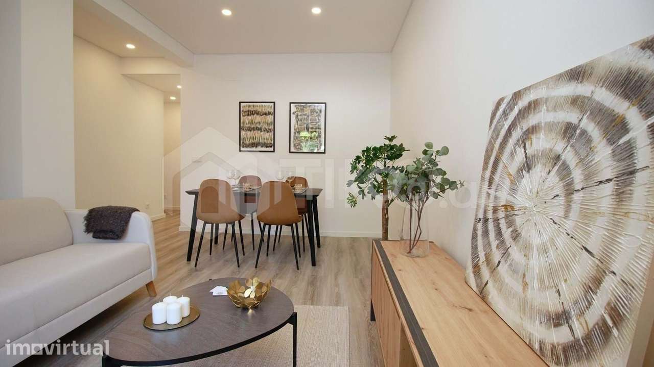 Apartamento T3 remodelado e equipado Benfica - Grande imagem: 2/18
