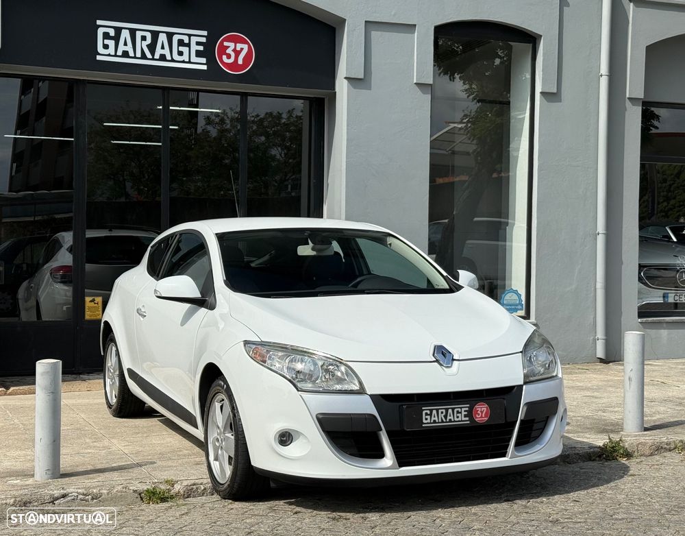 Renault Mégane Coupe 1.5 dCi Dynamique - 1