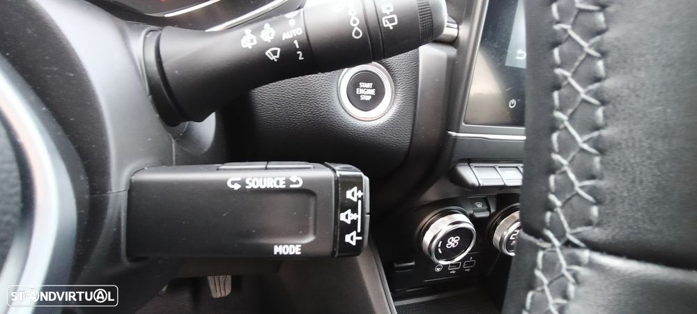 Renault Captur 1.0 TCe Exclusive Bi-Fuel - 24