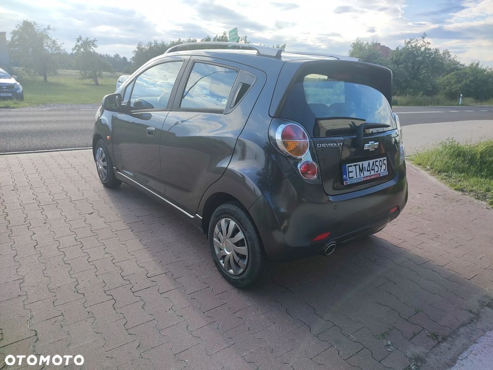 Chevrolet Spark - 10