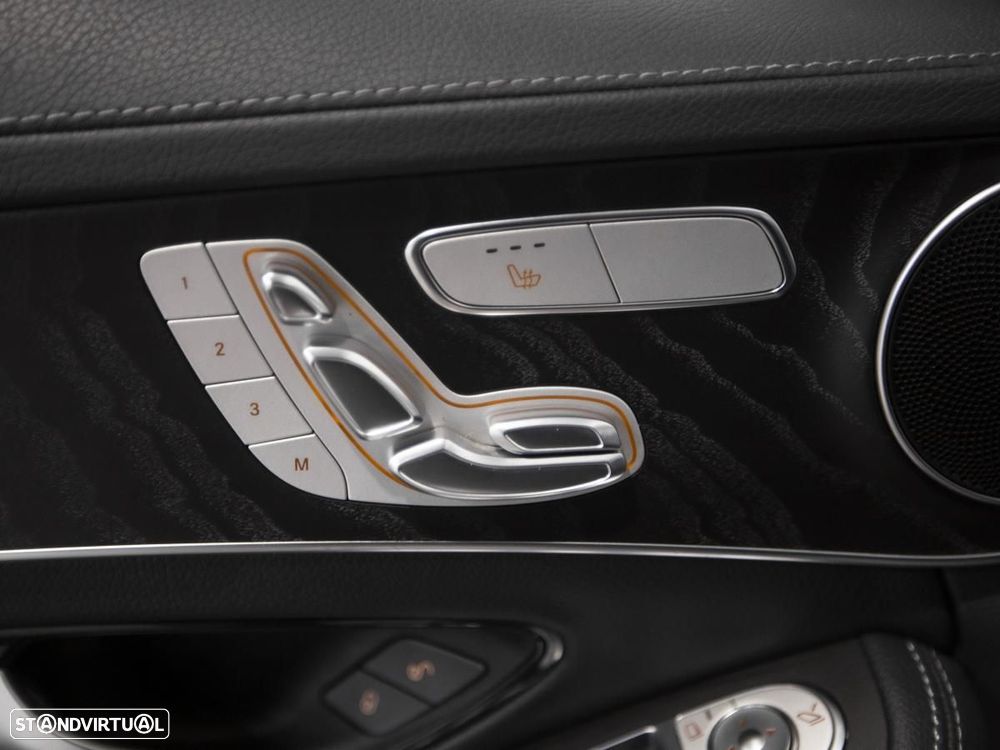 Mercedes-Benz C 300 de AMG Line - 28