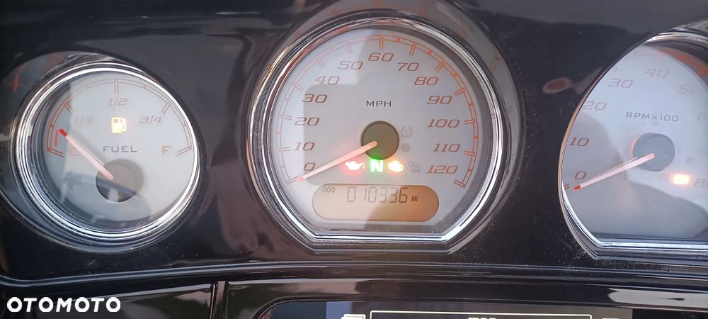 Harley-Davidson Touring Street Glide - 10