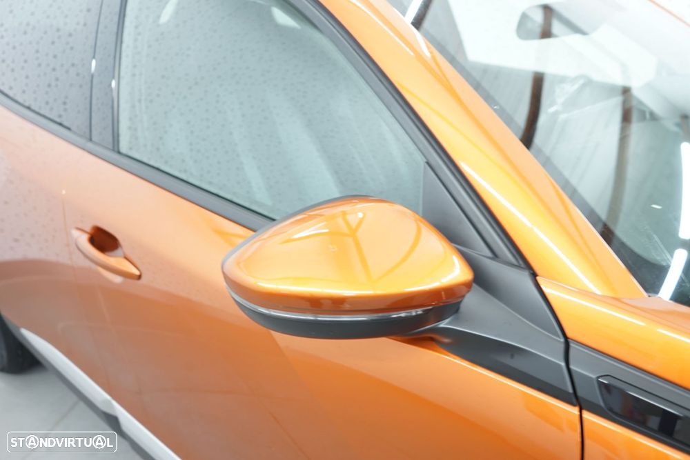 Peugeot 2008 1.2 PureTech Allure Pack - 11