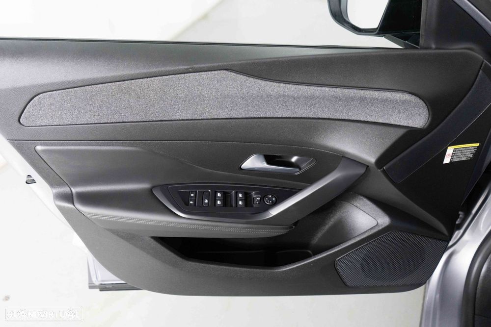 Peugeot 408 1.6 Hybrid Allure Pack e-EAT8 - 20