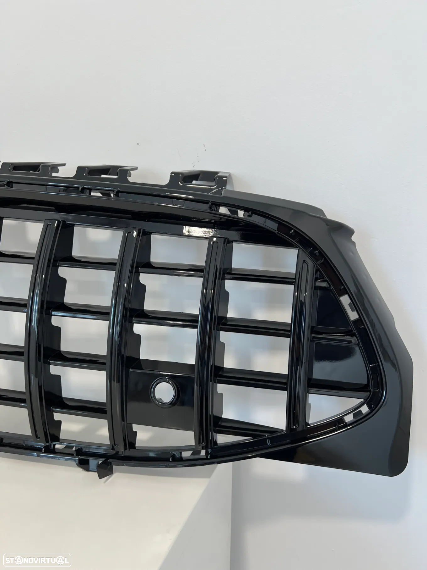 Grelha Frontal Mercedes CLA W118 Look GTR Black - 3