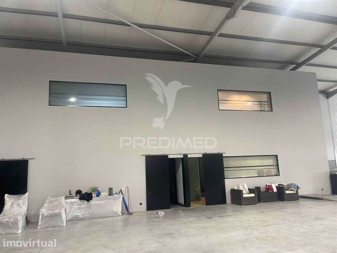 Armazém, 2.801 m2 em São João da Madeira - Grande imagem: 4/12