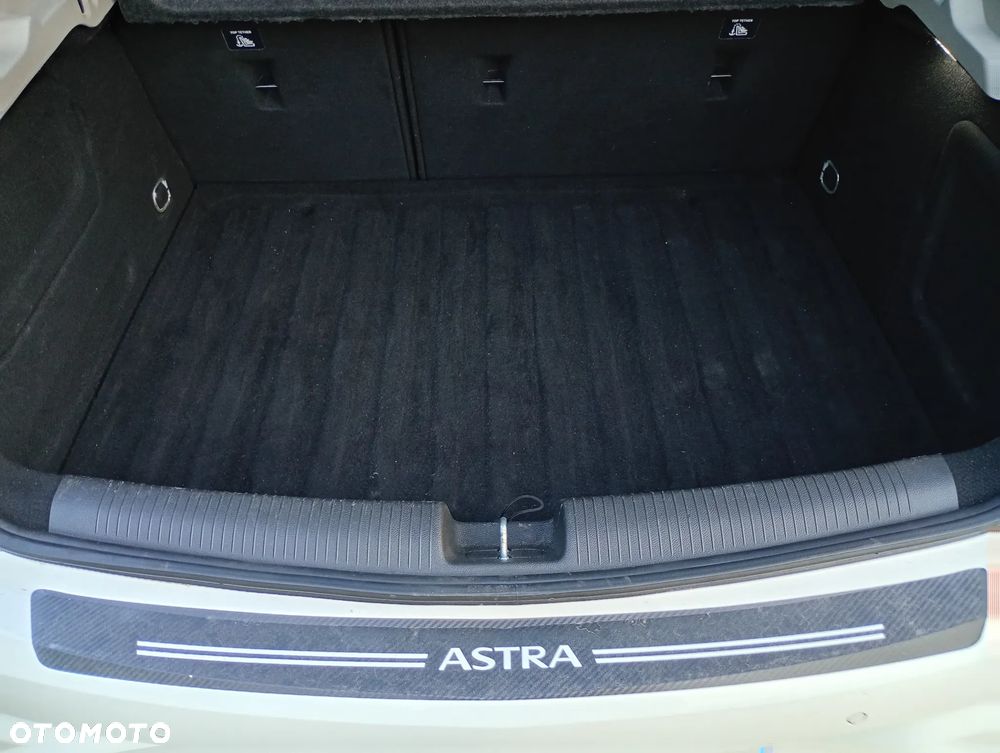 Opel Astra 1.4 T 120 Lat S&S - 11
